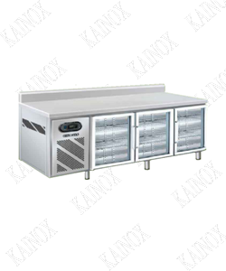 CHILLER COUNTER 3 GLASS DOOR